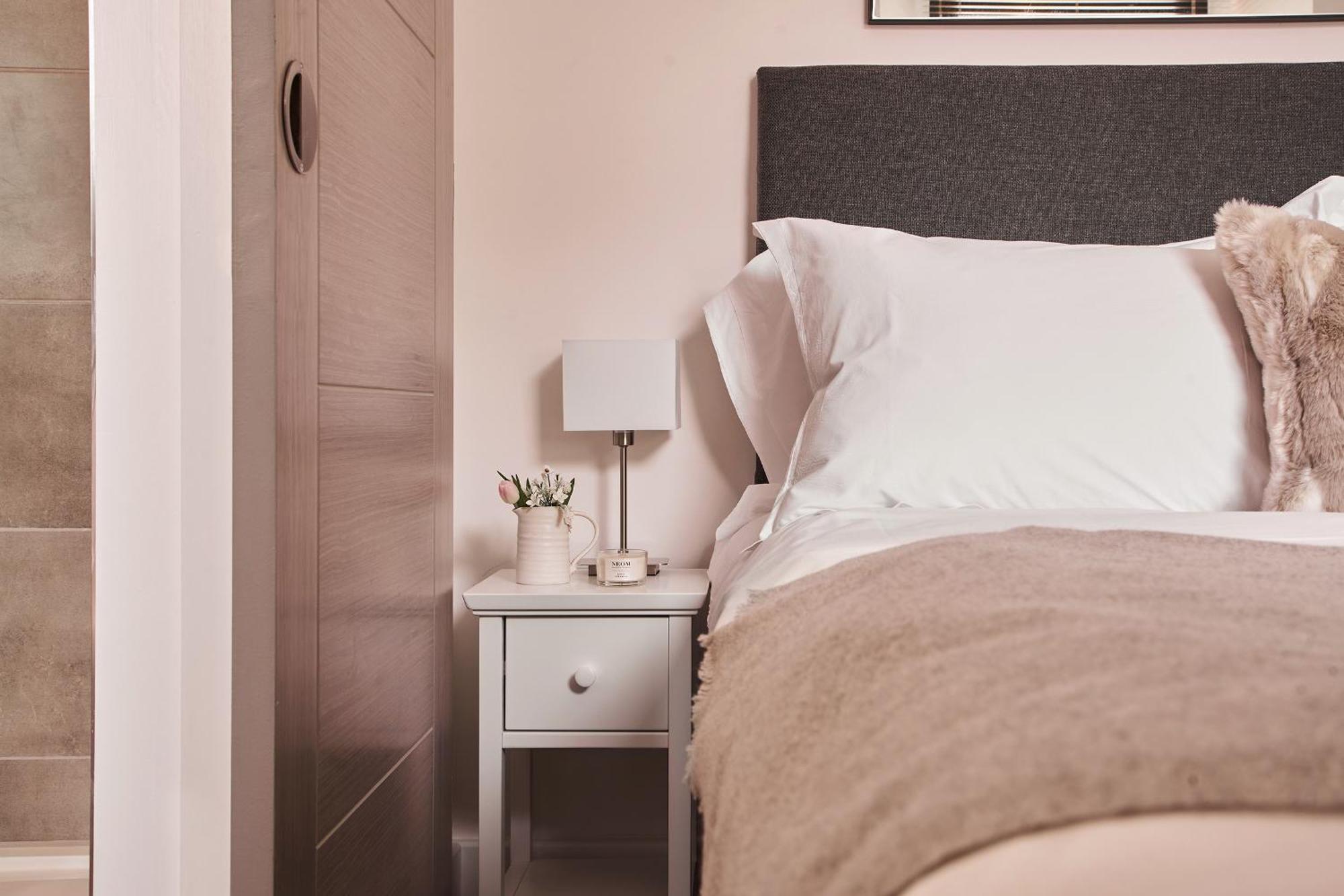 Harbour Breeze - Contemporary Waterside Bolthole On Torquay'S Iconic Marina Apartment ภายนอก รูปภาพ