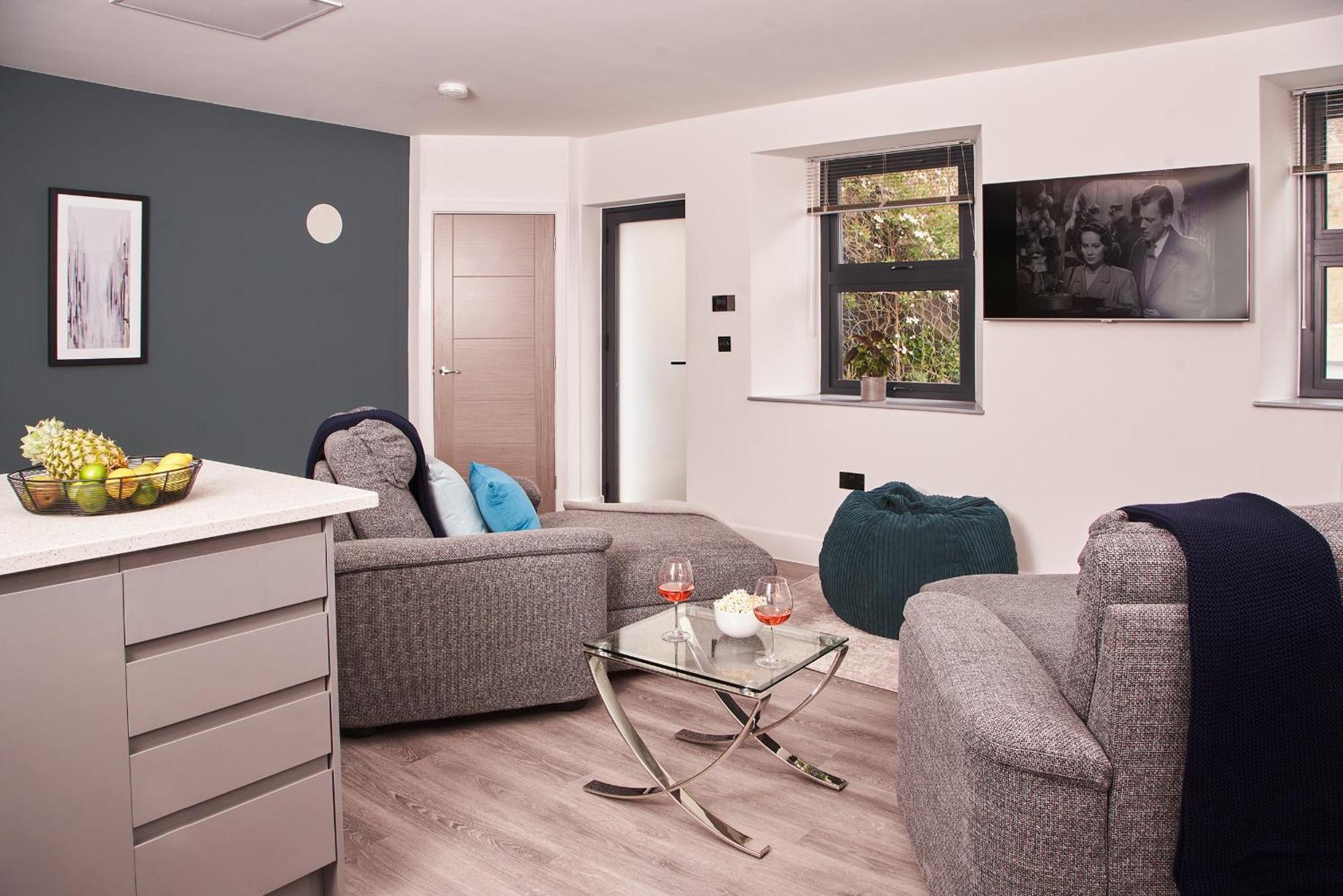 Harbour Breeze - Contemporary Waterside Bolthole On Torquay'S Iconic Marina Apartment ภายนอก รูปภาพ