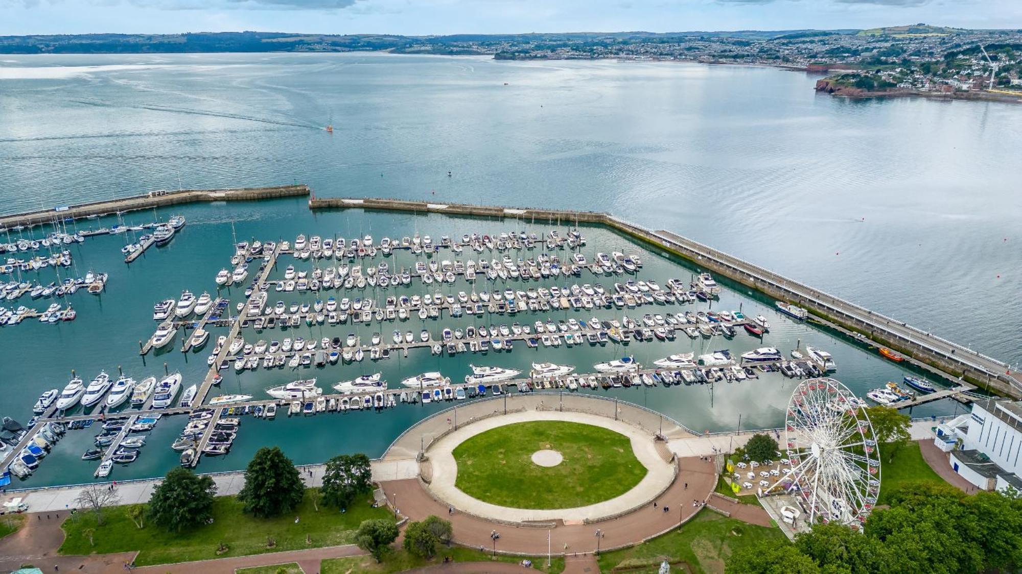 Harbour Breeze - Contemporary Waterside Bolthole On Torquay'S Iconic Marina Apartment ภายนอก รูปภาพ