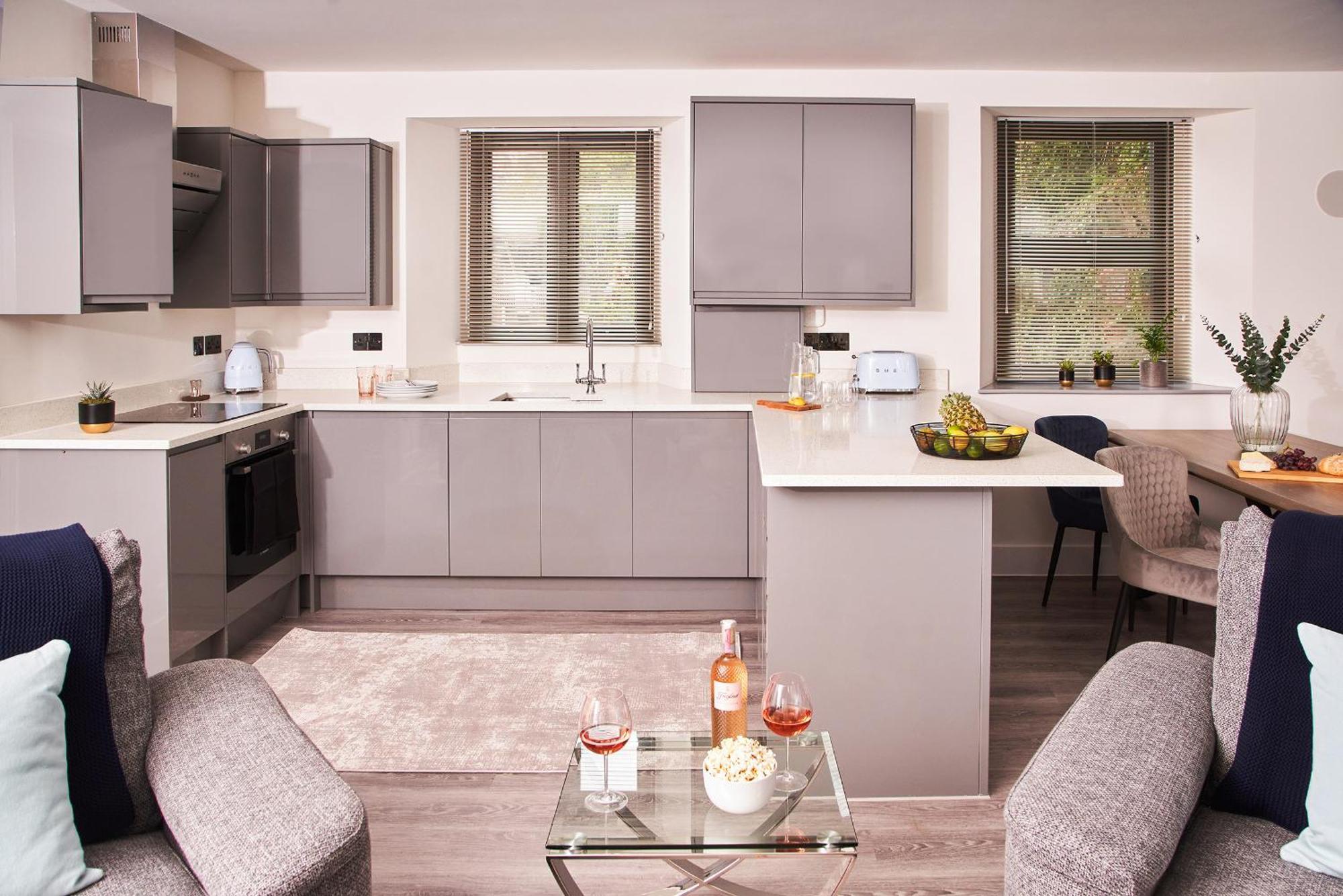 Harbour Breeze - Contemporary Waterside Bolthole On Torquay'S Iconic Marina Apartment ภายนอก รูปภาพ